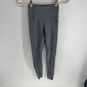 Good American Women's Gray & Silver Fitted Athletic Workout Leggings Size 0 (XS)